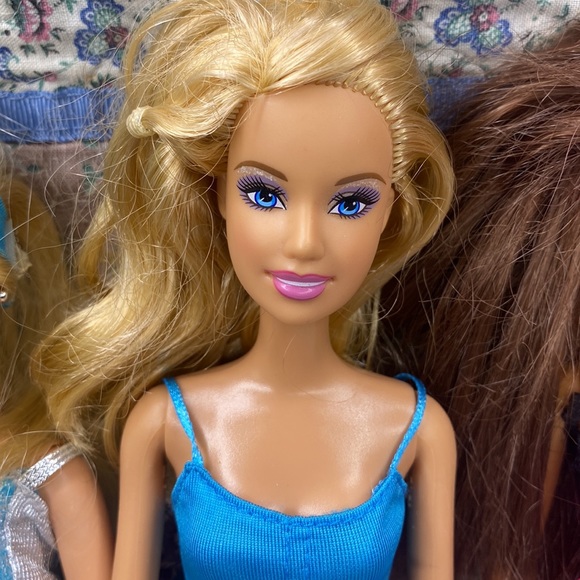 Mattel Barbies Dolls - Picture 6 of 8